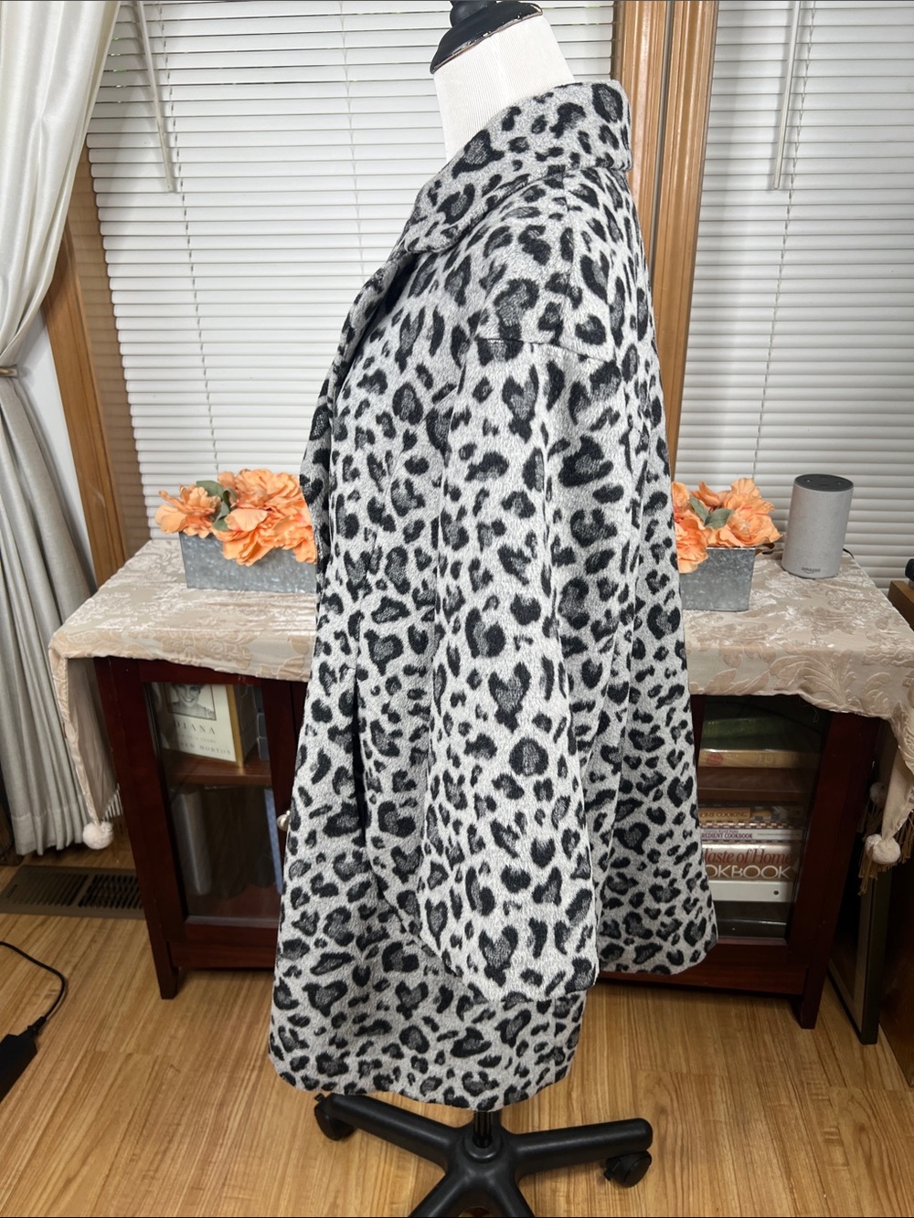 Anthropologie Elevenses Leopard Swing Trapeze Coat Size Large EUC - Picture 5 of 8